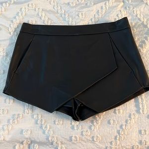 Express leather skort